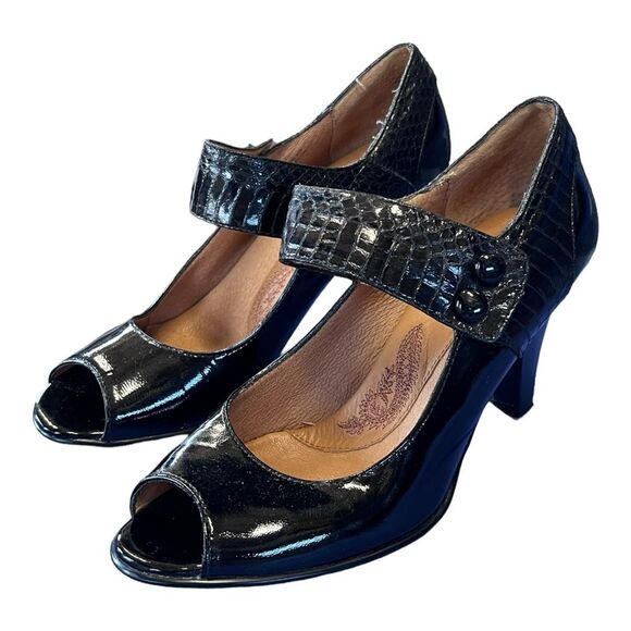 Sofft | Black Mary Jane Black Patent Leather Button Strap Heels 7.5M - Picture 3 of 10